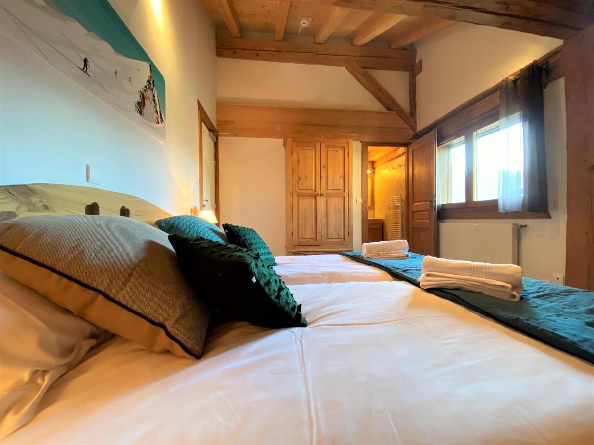 Chalet In Morzine Sleeping 12 With Sauna Exterior photo